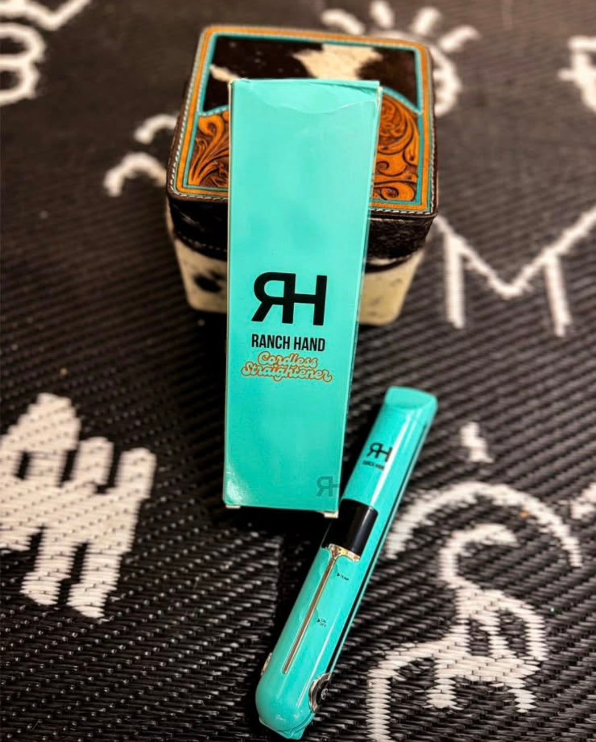 **PRE-ORDER** Ranch Hand Cordless Straightner